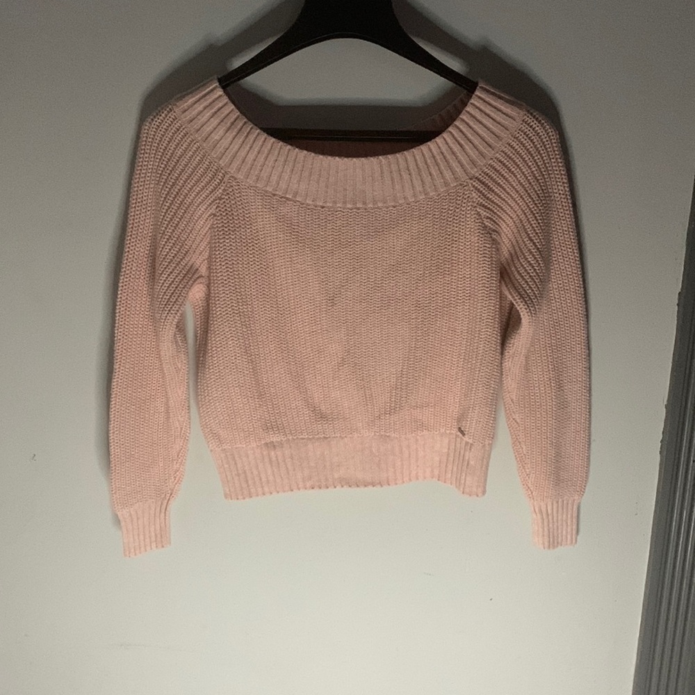 Hollister light pink medium off the shoulder long sleeve top.